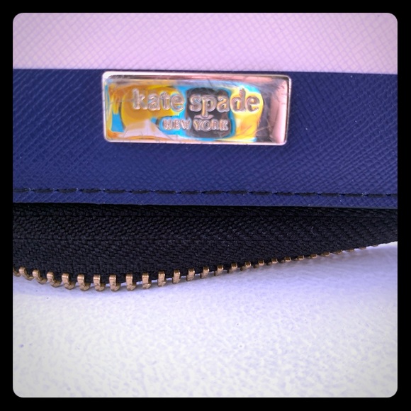 kate spade Handbags - ✨2020 New Decade Deal! (Authentic)